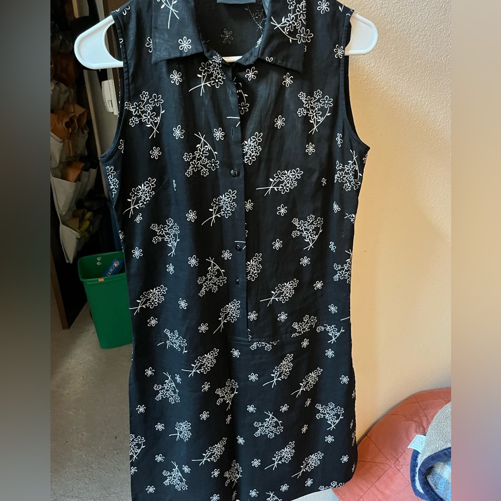 Liz Claiborne linen dress with floral detail